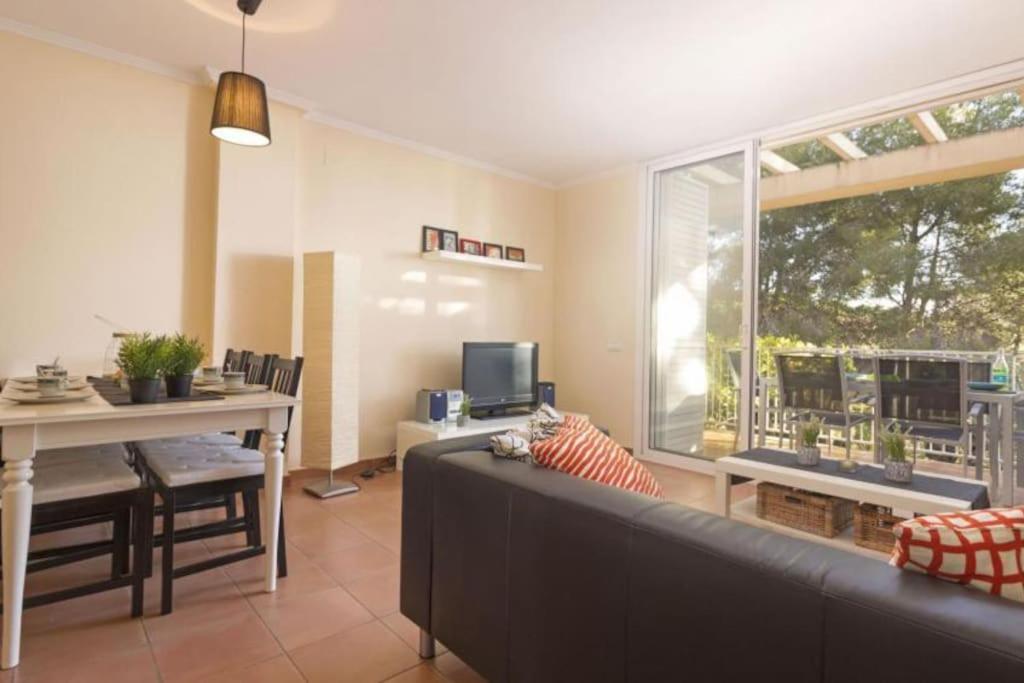 Preciosa Zona Natural La Mora Villa Tarragona Eksteriør billede